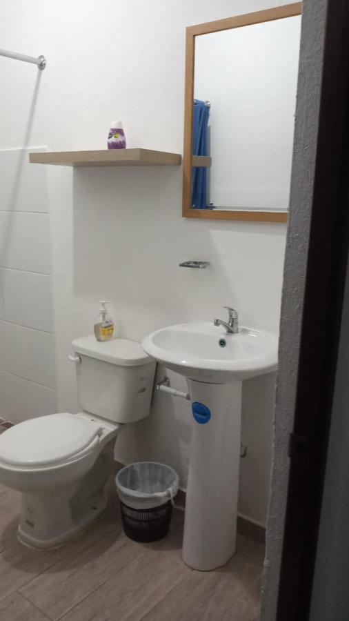 פלורס Apartamentos Mundo Maya Habitaciones מראה חיצוני תמונה